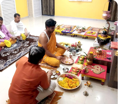 Pandit Vinod Tiwari